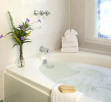 Learn about unique room features when you book direct