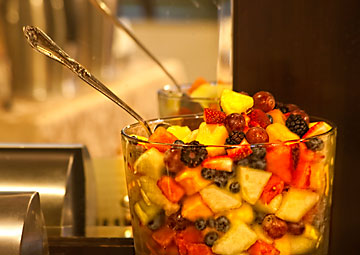 fresh fruit bowl for breakfast